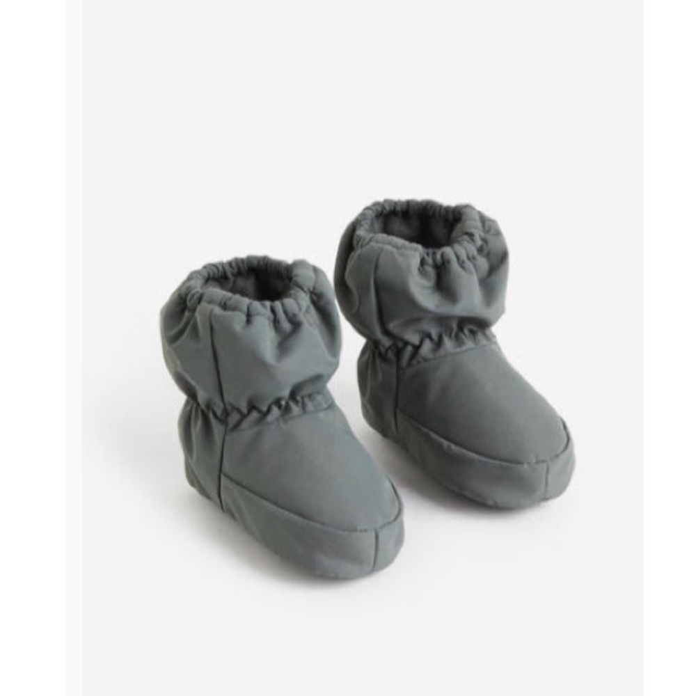 H&M Water Repellant Baby Boot Size 6 to 7.5